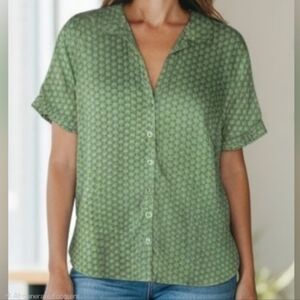 Apt 9 Green Geometric Button Down Shirt (BL18)